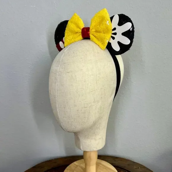 Mickey Mouse Elastic Minnie Ears | Disney-Inspired Adjustable Mouse Headband - Picture 3 of 5